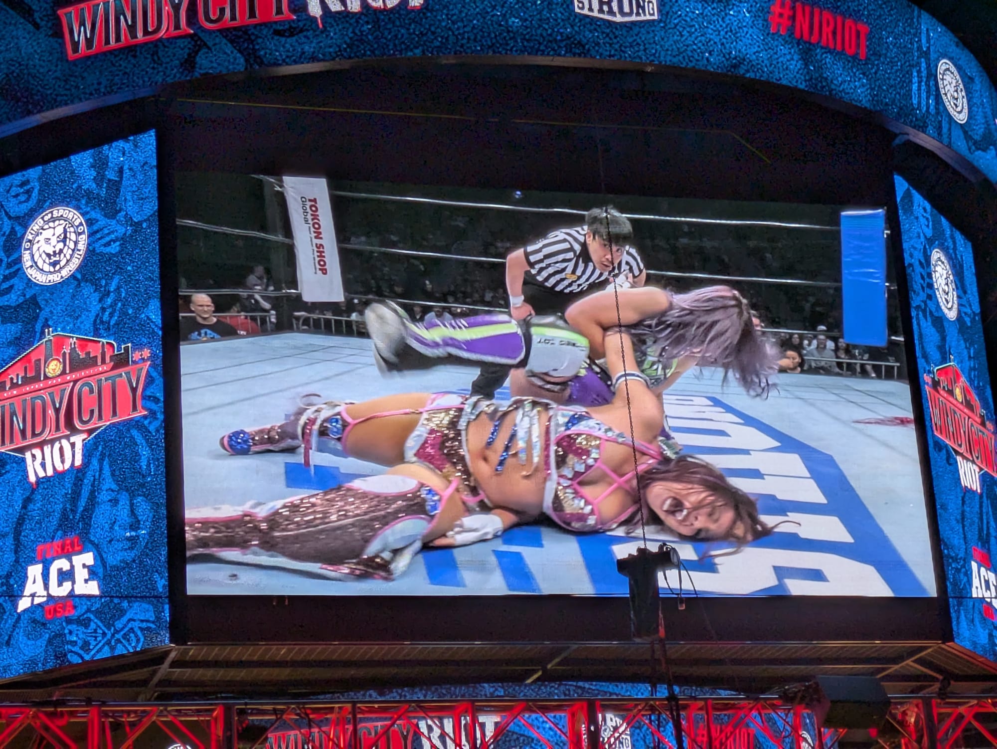 AZM stretches Mina Shirakawa